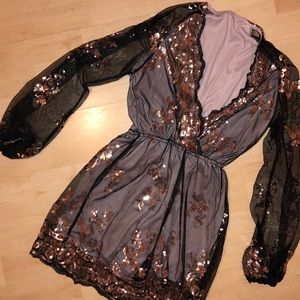 NEW black/gold sequin romper with lace sleeves